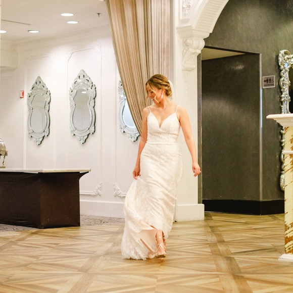 Beloved Kora Wedding dress by casa blanca - Picture 5 of 10